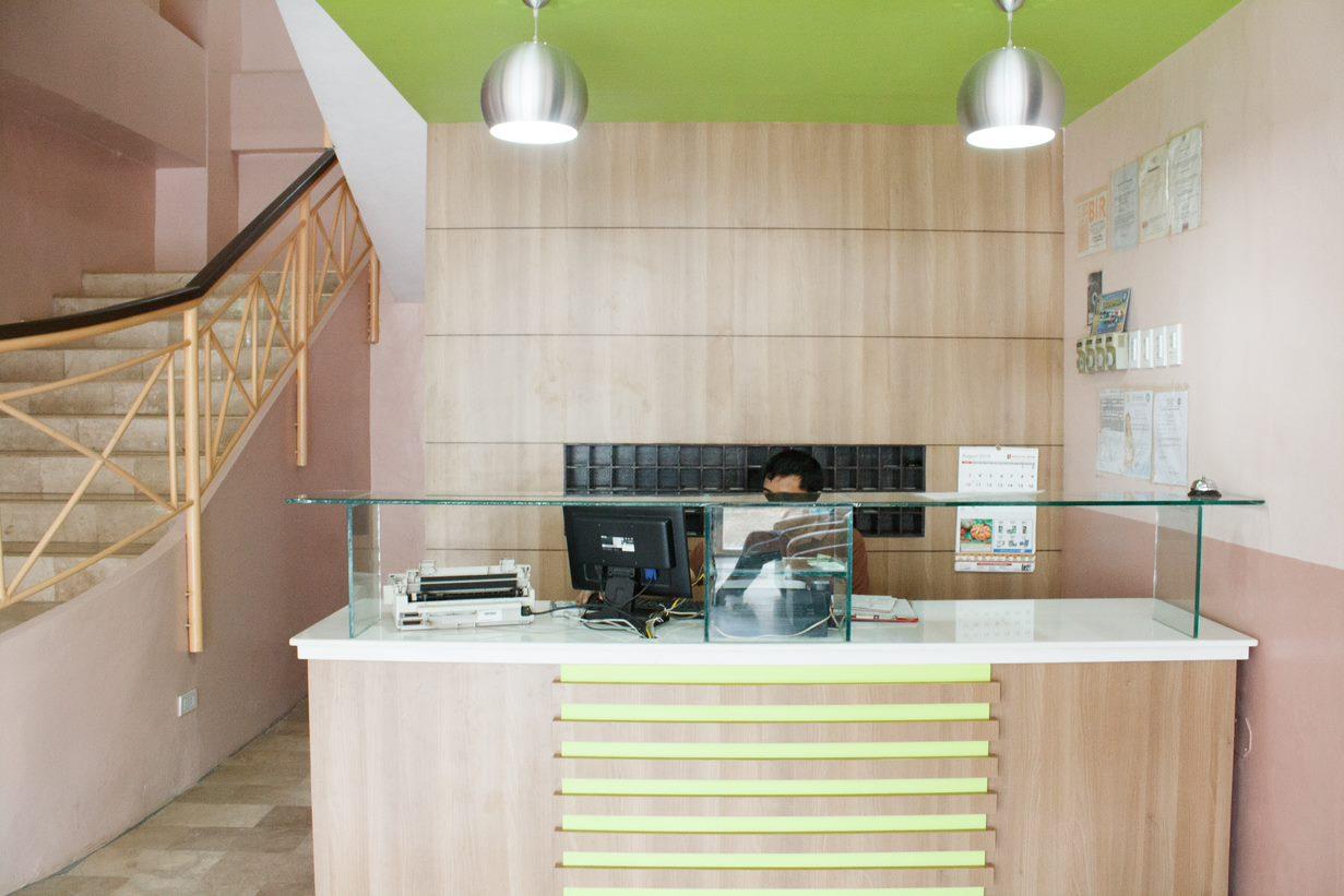 Gv Hotel - Borongan Экстерьер фото