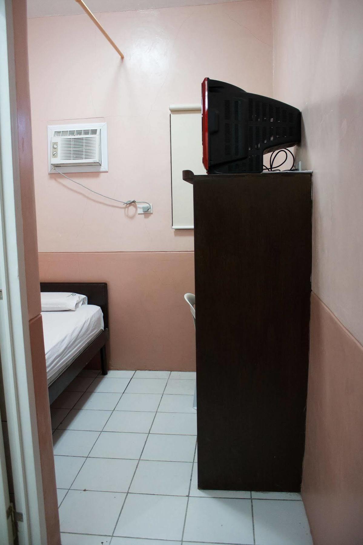 Gv Hotel - Borongan Экстерьер фото