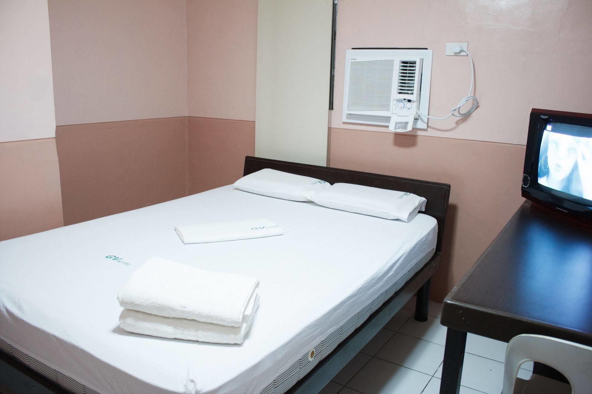 Gv Hotel - Borongan Экстерьер фото