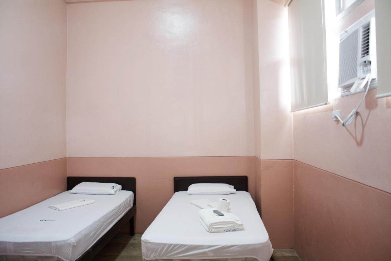 Gv Hotel - Borongan Номер фото