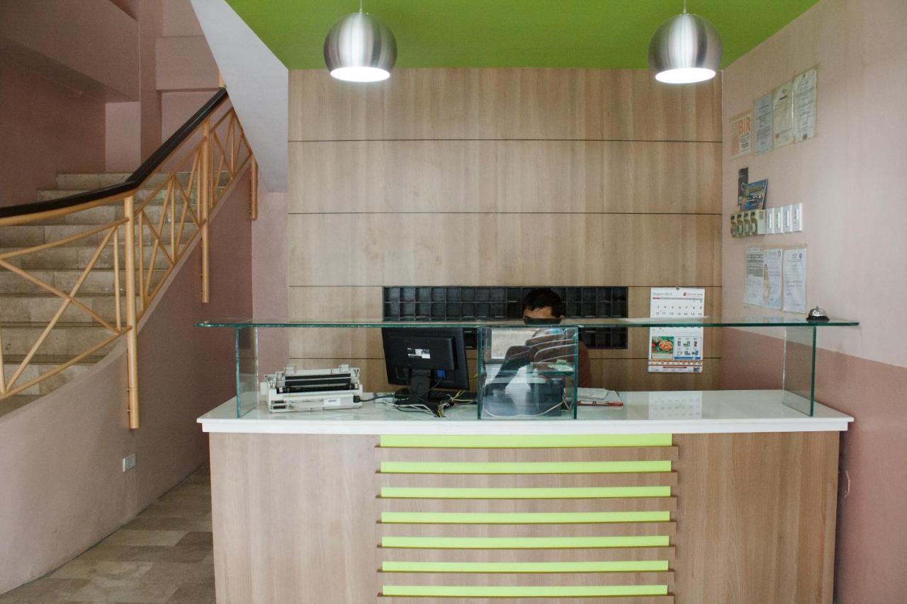 Gv Hotel - Borongan Экстерьер фото
